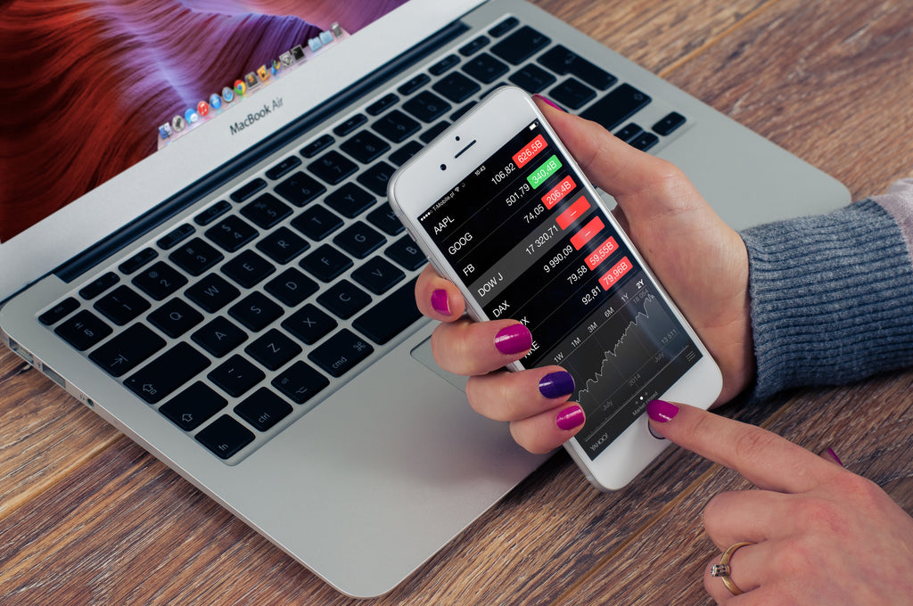 The Benefits of Using Your Cell Phone for Business